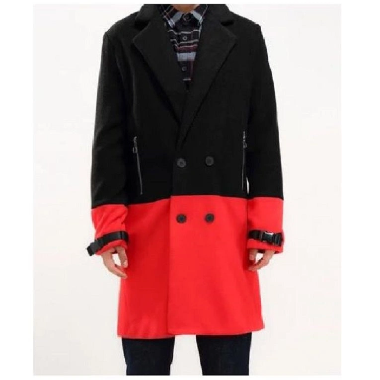 Cappotto rosso da uomo: rosso passione, stile senza tempo. Elegante doppiopetto, dove l'audacia incontra la classe.